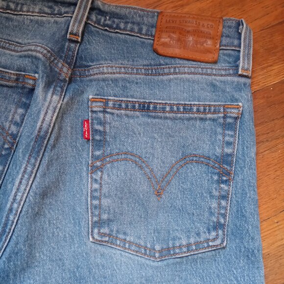LEVI'S wedgie jeans in these dreams (sz25) - Picture 13 of 16